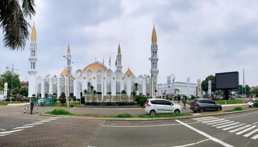 Potret Megahnya Masjid Darussalam Kota Wisata Cibubur Peraih Award DMI