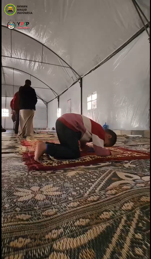 Masjid semi permanen kedua di Gaza persembahan DMI.
